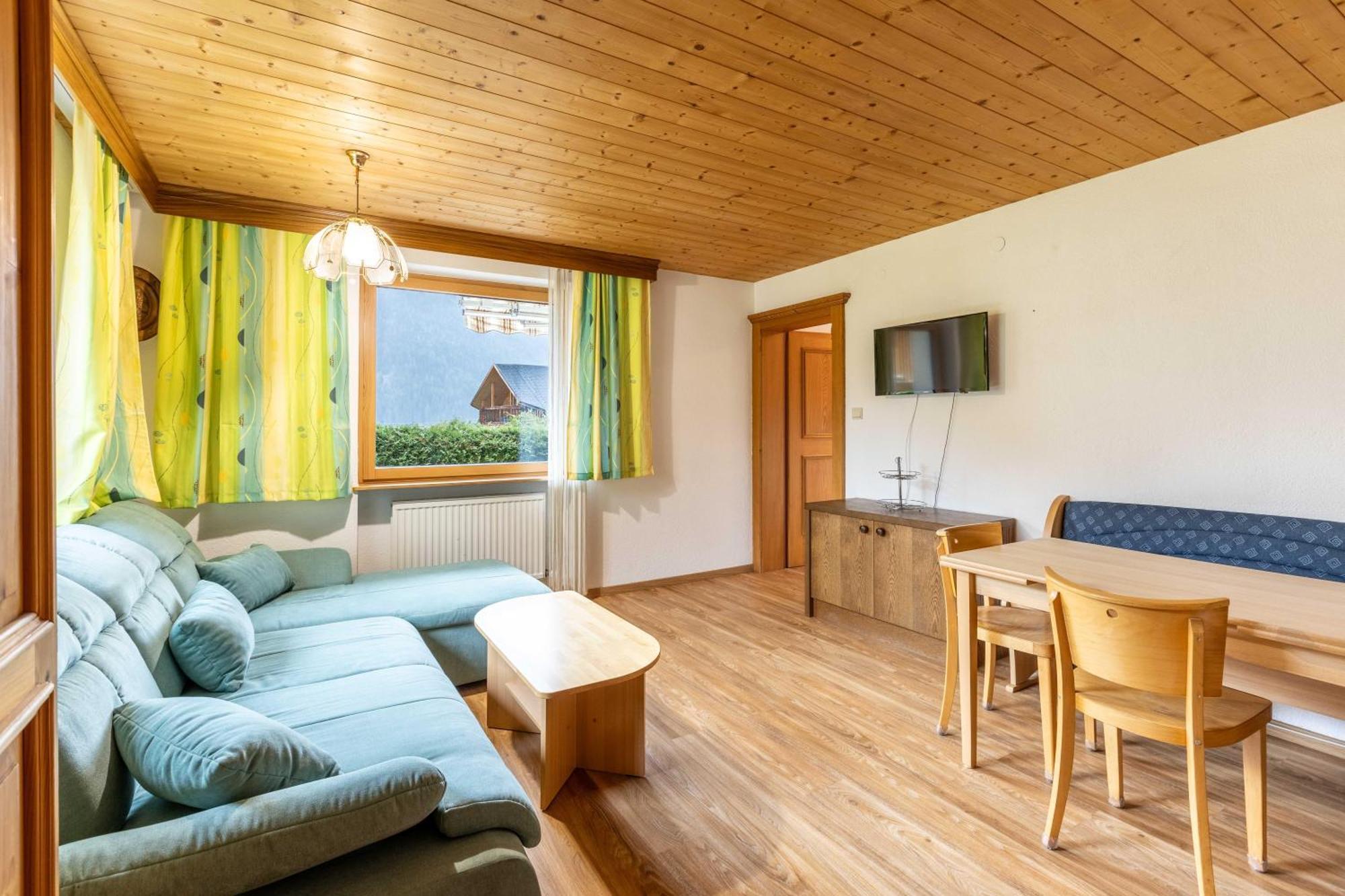 Haus Weinberg Apartment เพทท์นอย อัม อาร์ลแบร์ก ภายนอก รูปภาพ